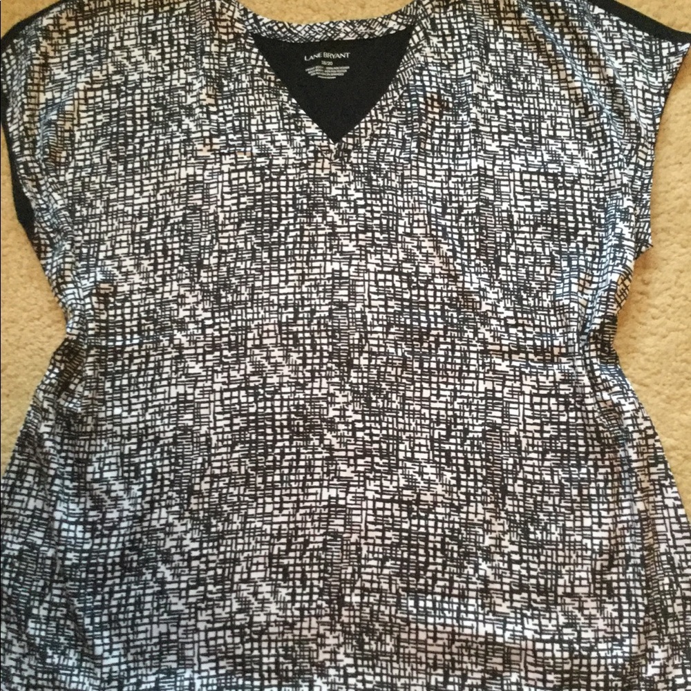 Lane Bryant active work out top 18/20 black white
